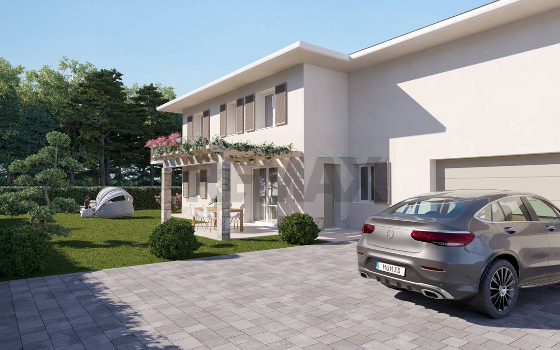 House in Rogno, Lombardy, Italy 4 - 17460726