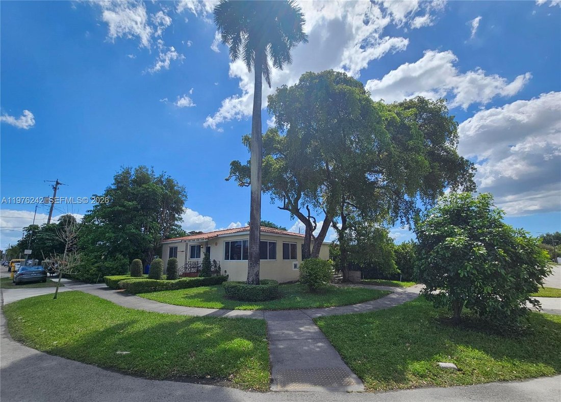 House in Miami, Florida, United States 2 - 17360454