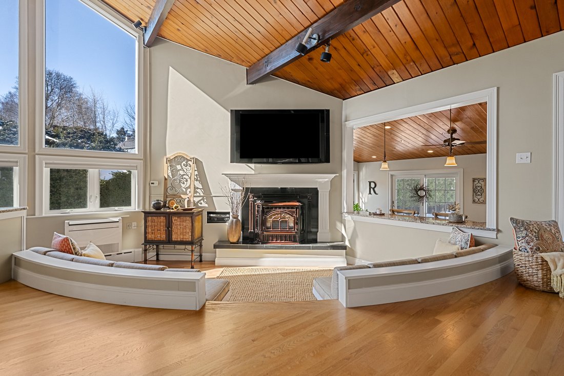 House in Belmont, Massachusetts, United States 1 - 17452209