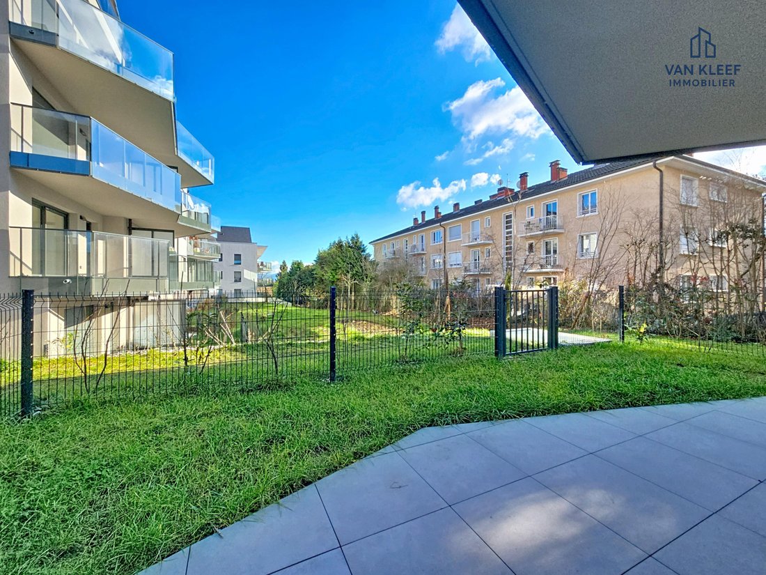 Apartment in Divonne-les-Bains, Auvergne-Rhône-Alpes, France 5 - 17062134