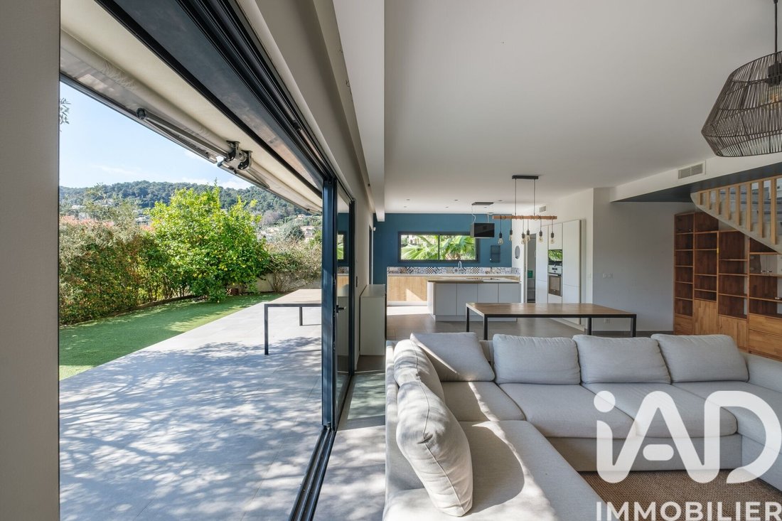 House in Quartiers Est les Salettes-Les Campons, La Colle-sur-Loup, France 2 - 17459834