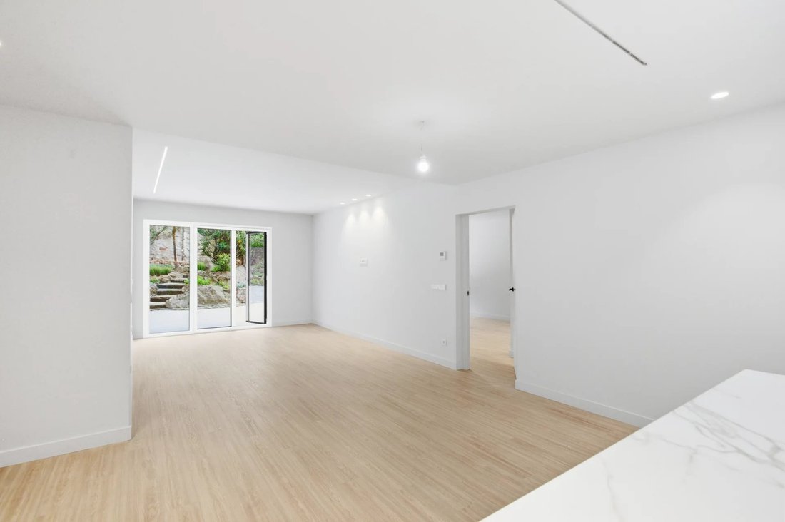 Apartment in Sarrià-Sant Gervasi, Barcelona, Spain 4 - 16533034