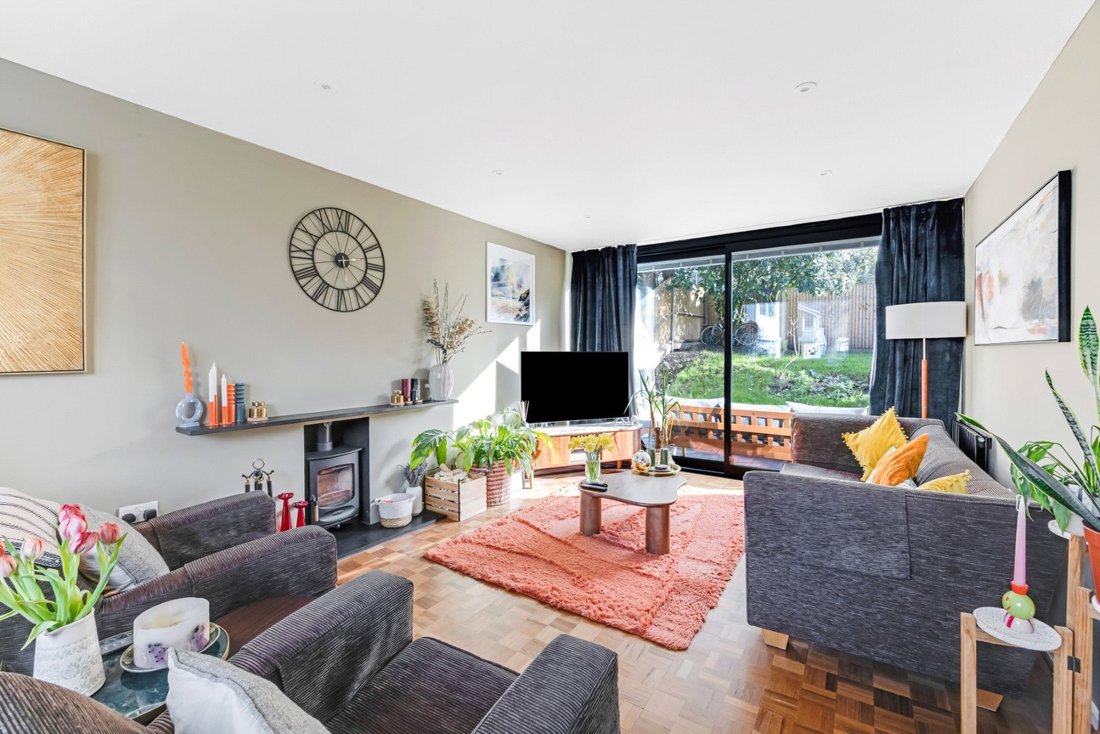 House in Holly Village, Haringey, England 1 - 17459995