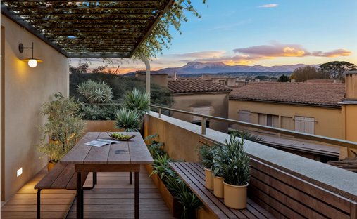 Apartment in Mazarin-Opéra-Bellegarde-Mairie, Aix-en-Provence, France 1