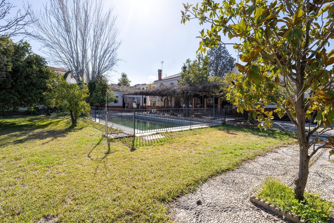 Villa in Ogijares, Andalusia, Spain 1 - 17454579