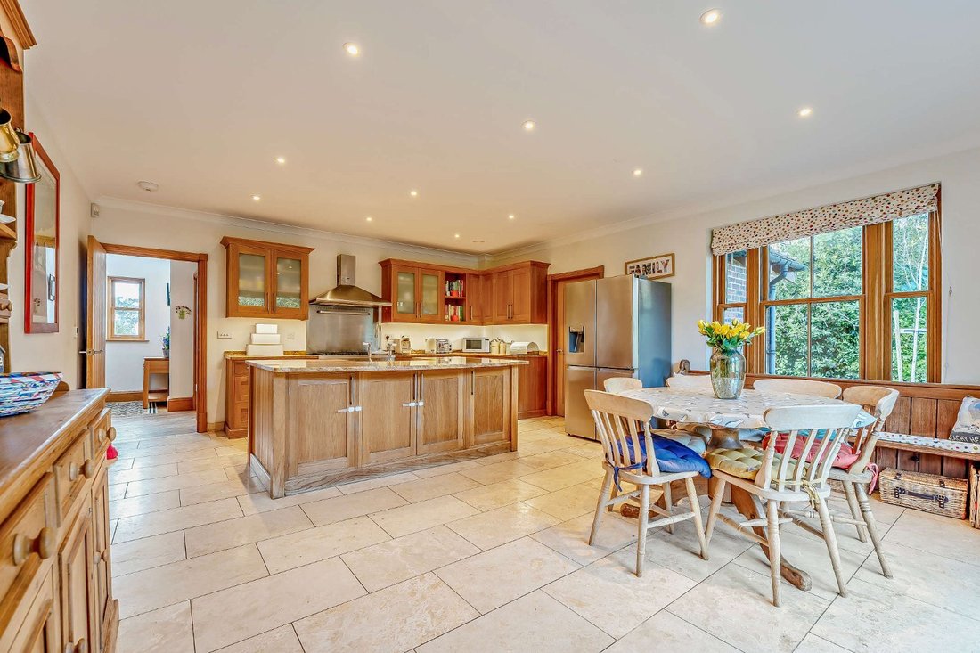 House in East Sussex, England 5 - 17453974