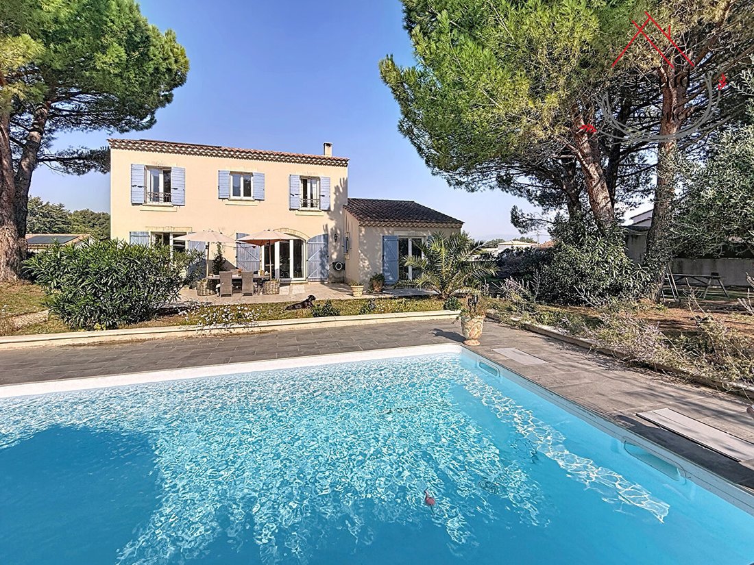 Villa in Robion, Provence-Alpes-Côte d'Azur, France 1 - 17461131