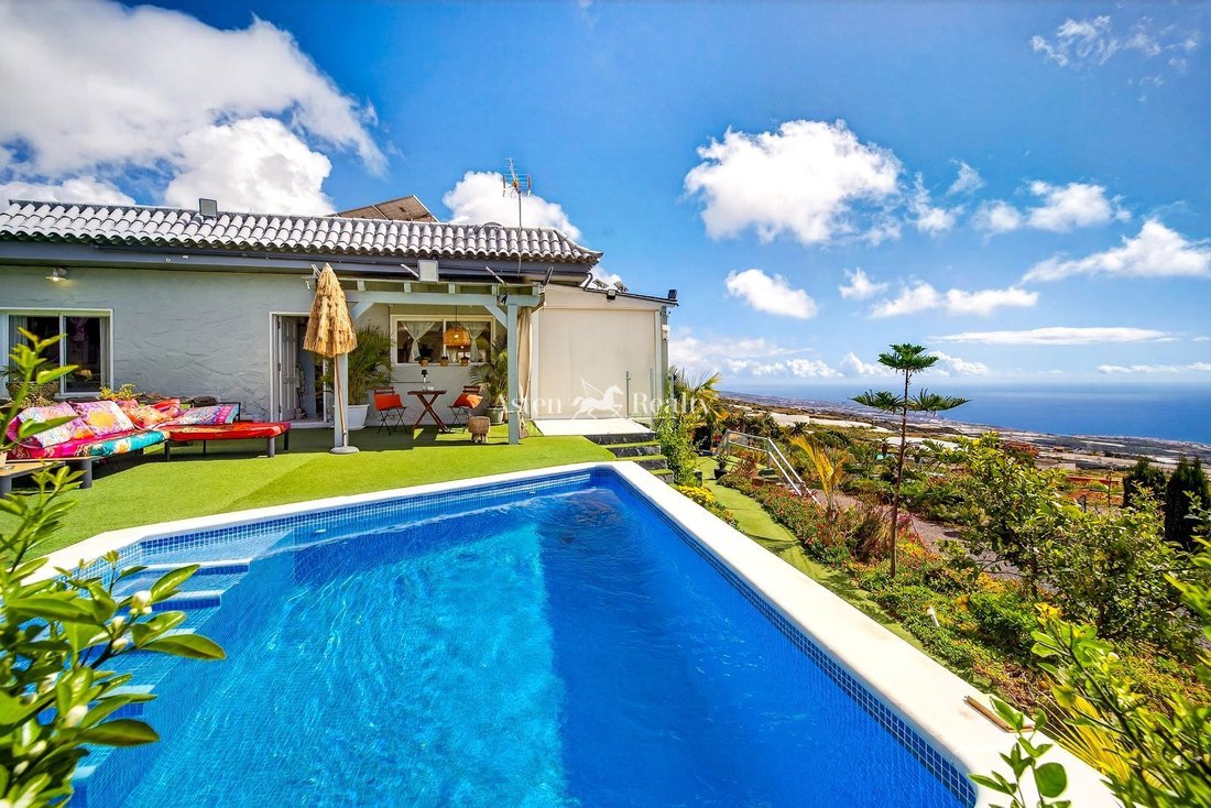 Villa in Guia de Isora, Canary Islands, Spain 4 - 17450596