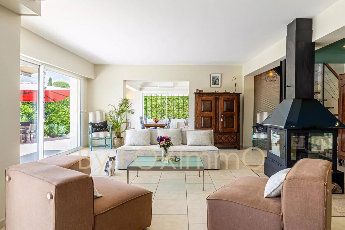 Villa in Esperes, Villeneuve-Loubet, France 2 - 17453780