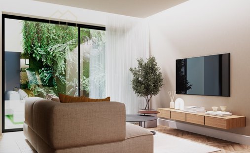 Apartment in Cedofeita, Santo Ildefonso, Se, Miragaia, Sao Nicolau e Vitoria, Porto District, Portugal 1