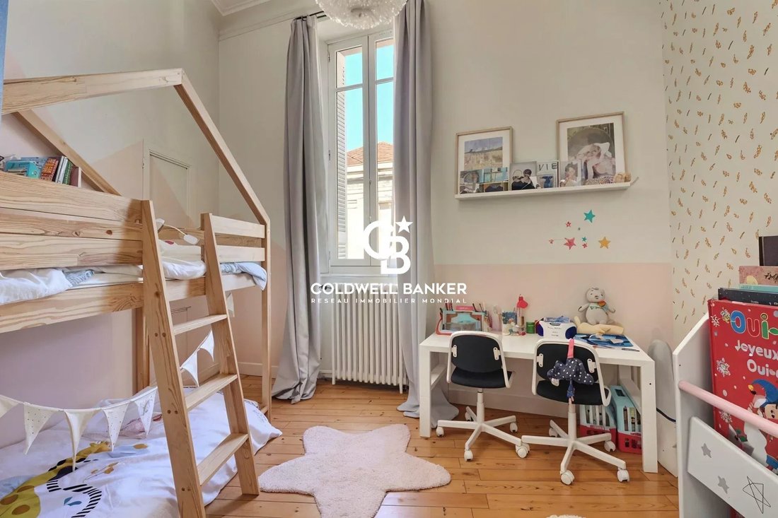 Apartment in Hôtel de Ville-Quinconce-Saint Seurin-Fondaudège, Bordeaux, France 5 - 17454938
