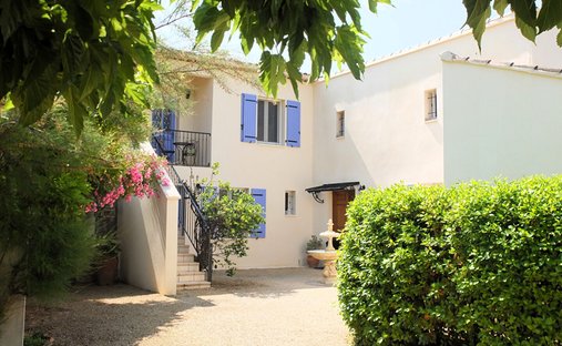 Villa in Saint-Andre-de-Roquepertuis, Occitania, France 1