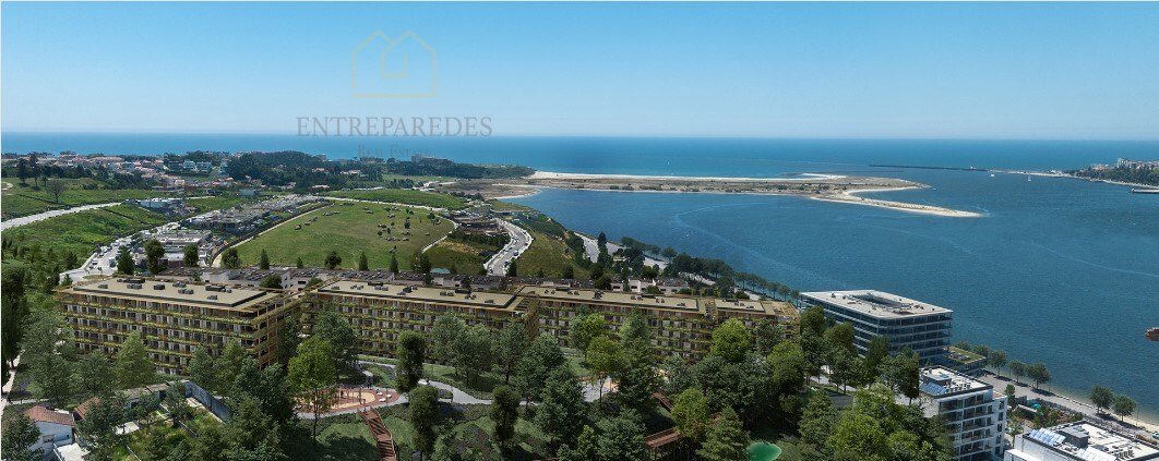 Apartment in Santa Marinha e Sao Pedro da Afurada, Porto District, Portugal 5 - 17457604