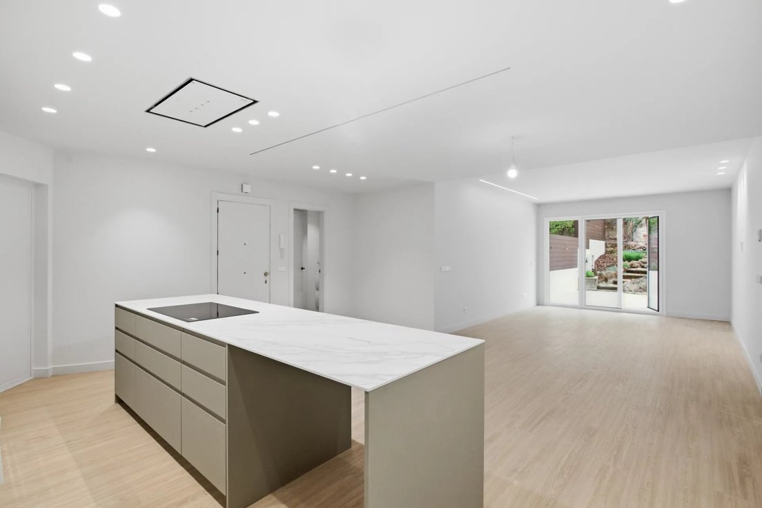 Apartment in Sarrià-Sant Gervasi, Barcelona, Spain 1 - 16533034