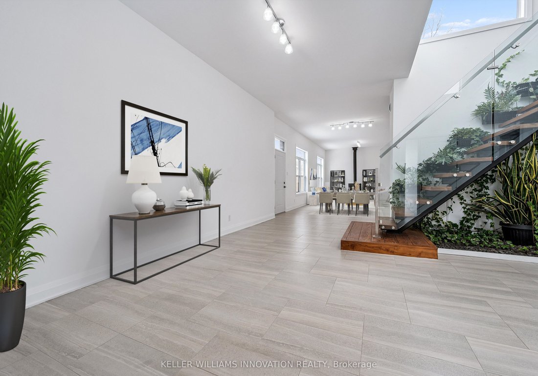 House in Waterloo, Ontario, Canada 4 - 17425096
