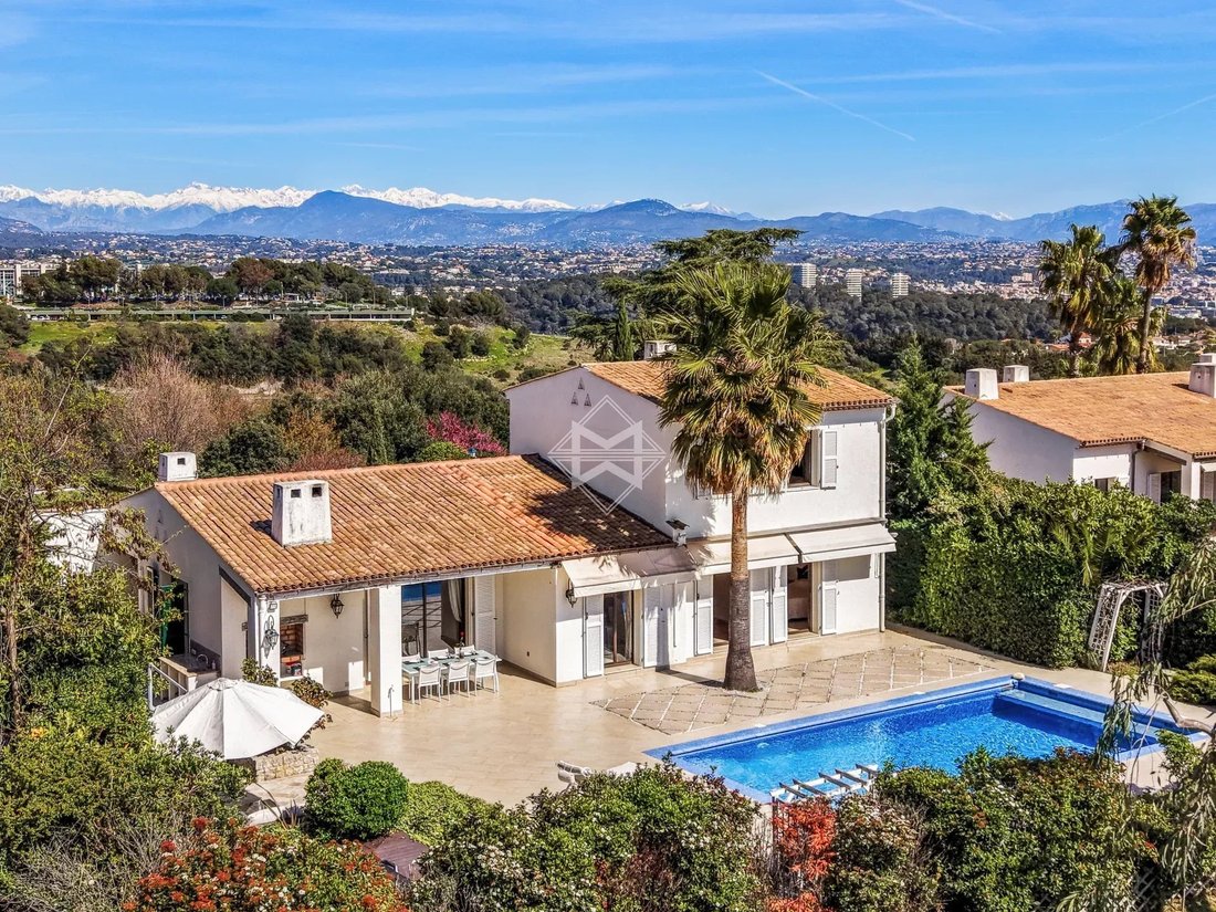 Villa in Vaug, Villeneuve-Loubet, France 3 - 17451921