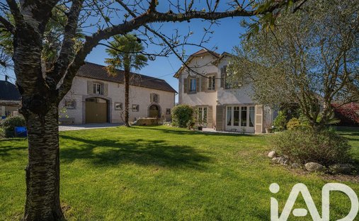 Casa a Denguin, Nuova Aquitania, Francia 1