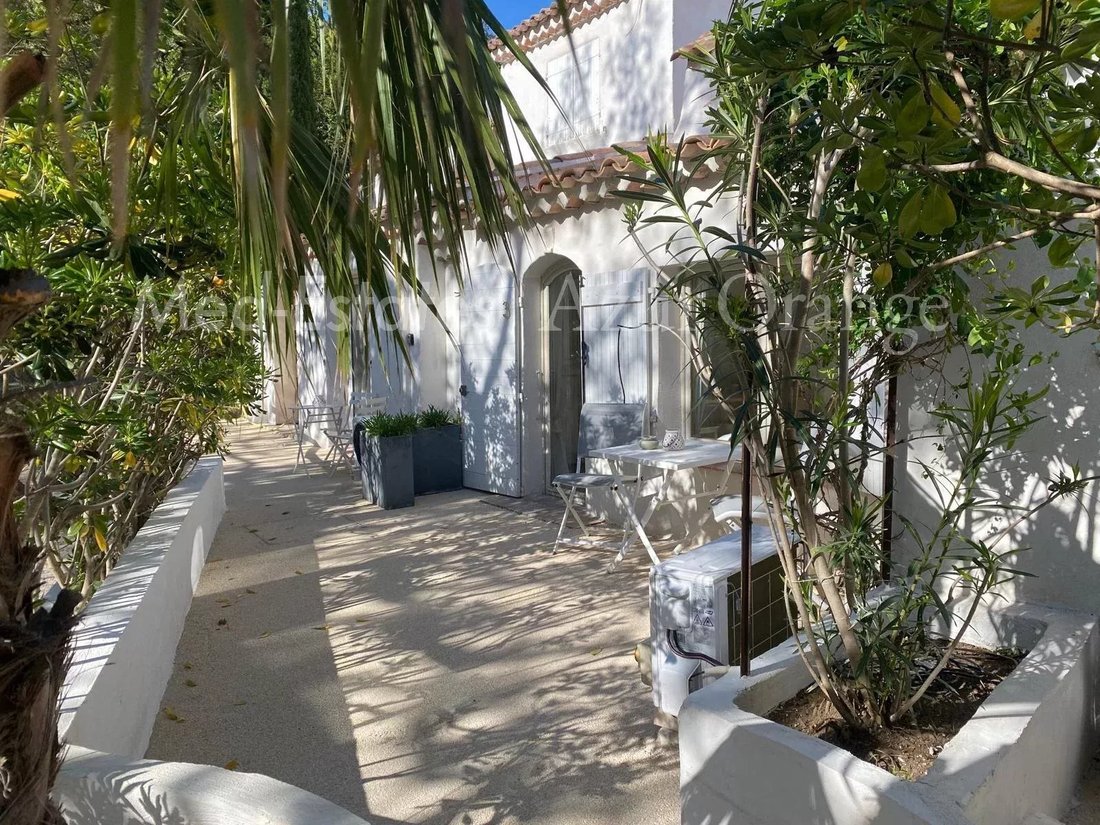Villa in La Garde-Freinet, Provence-Alpes-Côte d'Azur, France 4 - 16501740