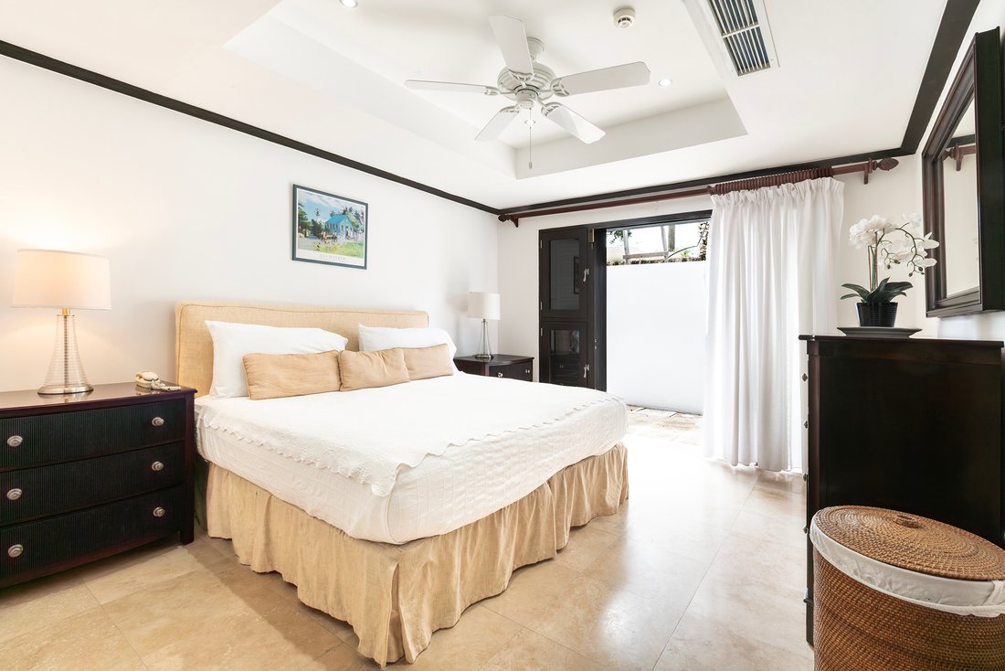 Villa in Paynes Bay Beach, Saint James, Barbados 3 - 17454645