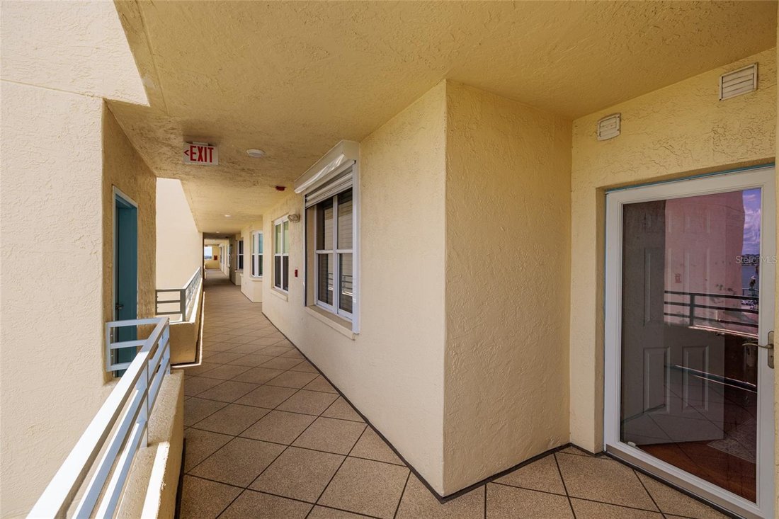 Condo in St. Petersburg, Florida, United States 4 - 17450962