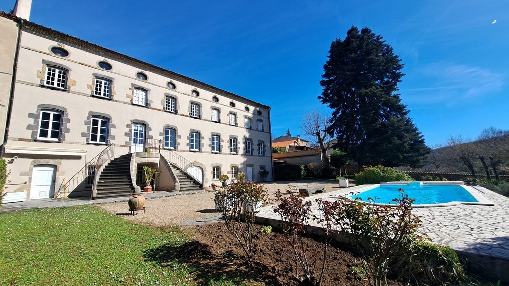Villa in La Fontaine du Bac, Clermont-Ferrand, France 2 - 16130651