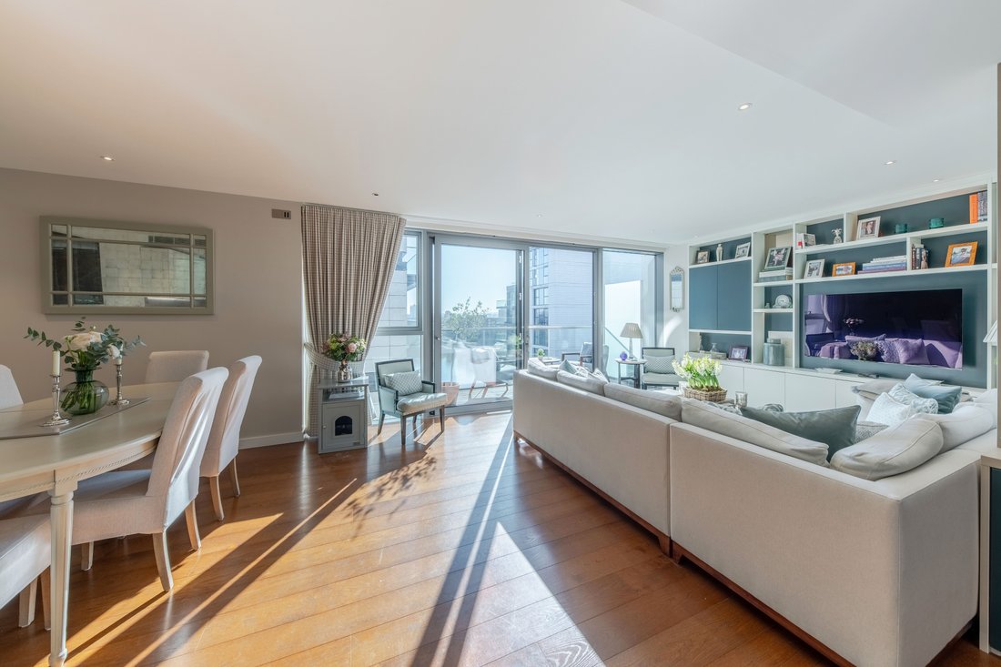 Apartment in Chelsea Harbour, England 2 - 17450781