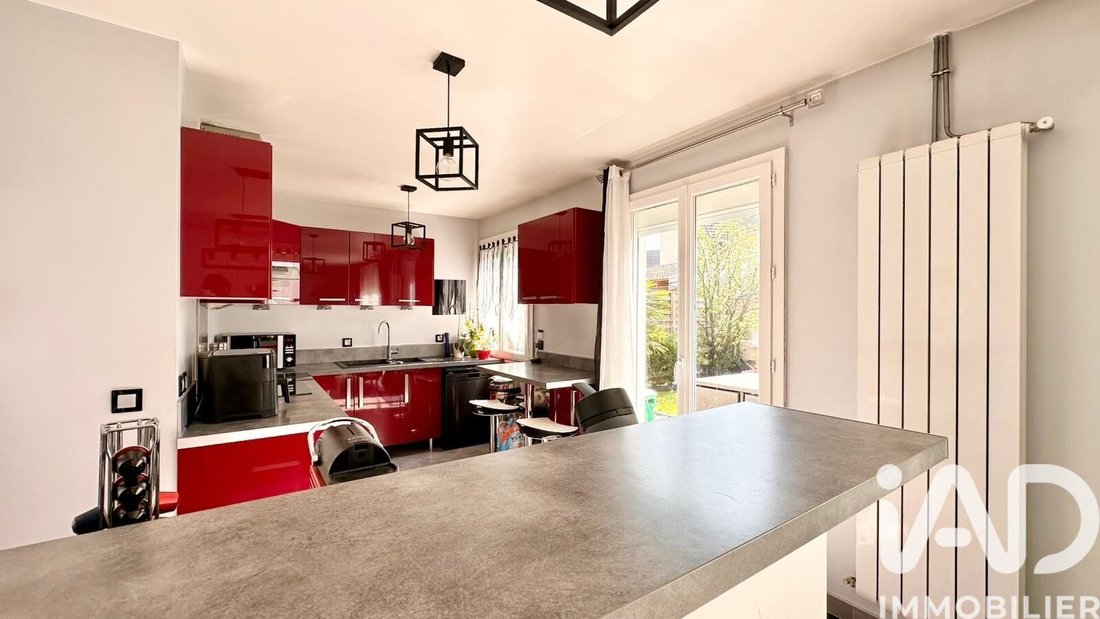 House in Champigny-sur-Marne, Ile-de-France, France 5 - 17459864