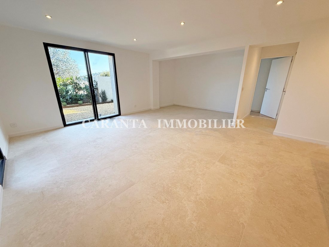 Apartment in Nartelle-Noyer-Bellevue-bd des Sardinaux, Sainte-Maxime, France 5 - 17451349