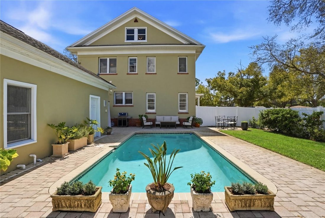 House in St. Petersburg, Florida, United States 3 - 17452823