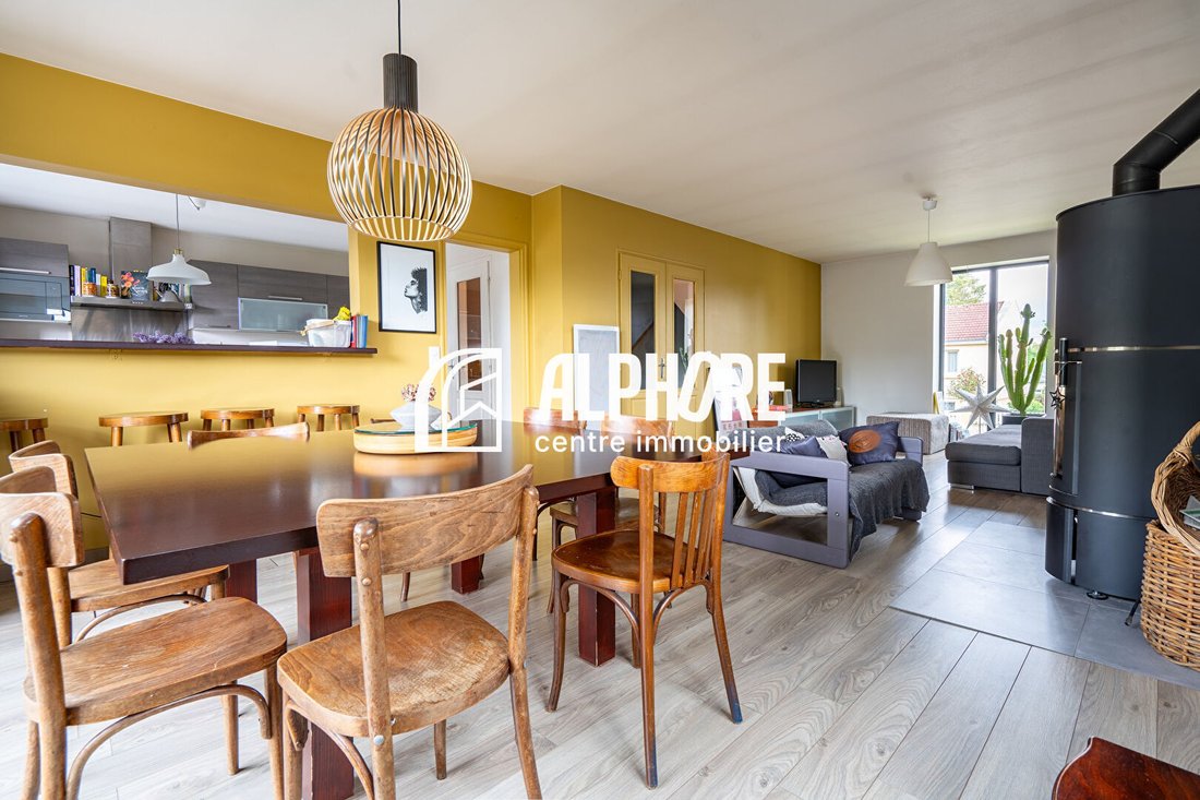 Villa in Sillon, Saint-Etienne-de-Montluc, France 4 - 17405773