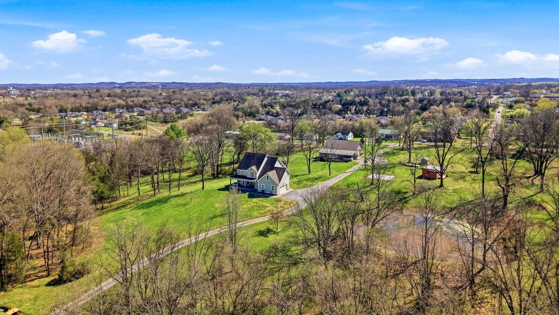 House in Shelbyville, Tennessee, United States 5 - 17453879