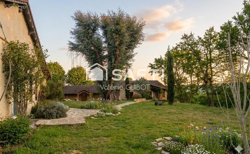 House in Monlezun, Occitania, France 1