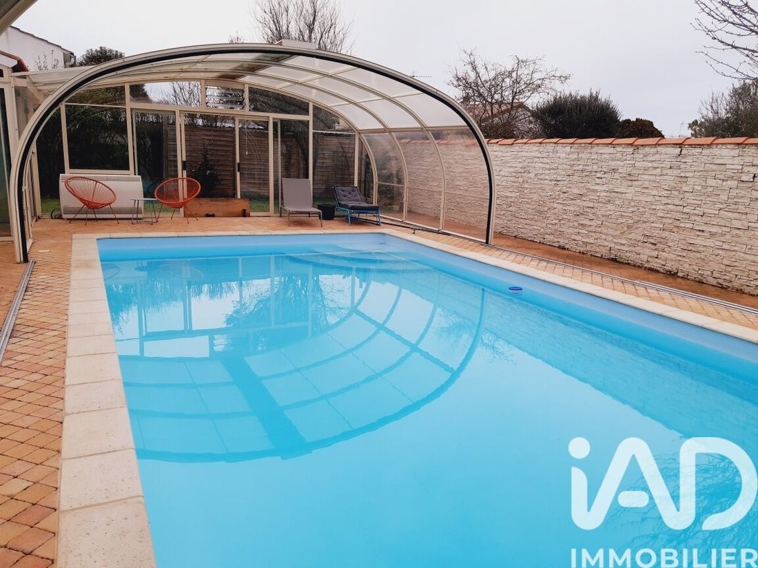 House in Dompierre-sur-Mer, Nouvelle-Aquitaine, France 3 - 17459891