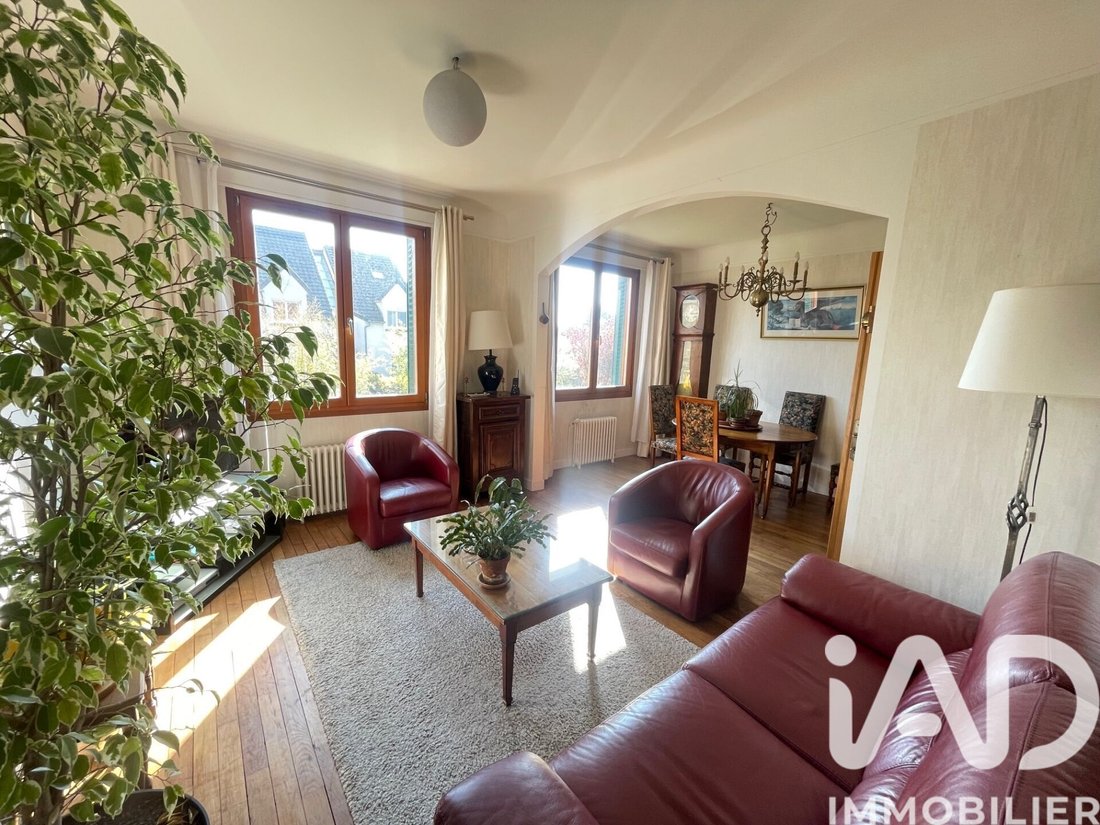 House in Arrondissement of Bobigny, Ile-de-France, France 3 - 17462392