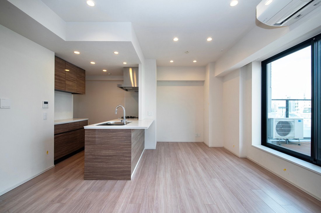 Condo in Shibuya City, Tokyo, Japan 1 - 17463259