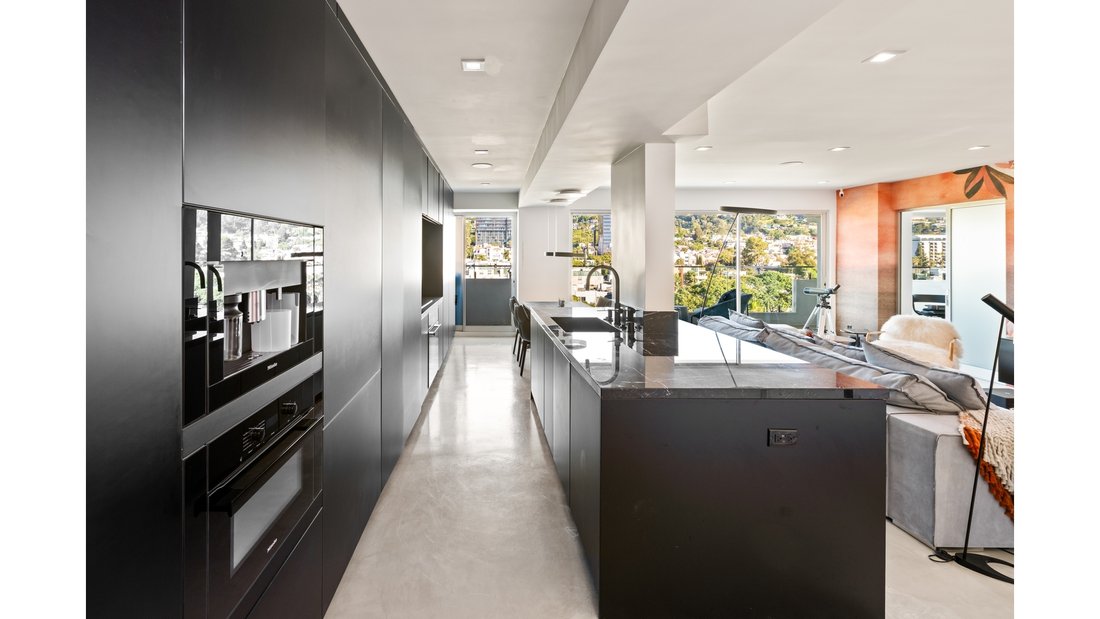 Condo in Los Angeles, California, United States 1 - 17335384