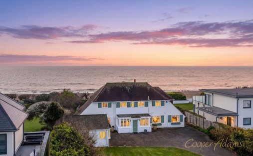 House in Angmering On Sea, East Preston, England 1