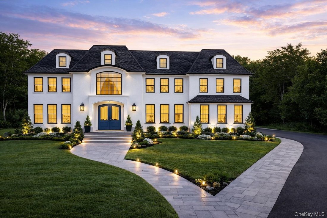 House in Huntington Station, New York, United States 2 - 17452945
