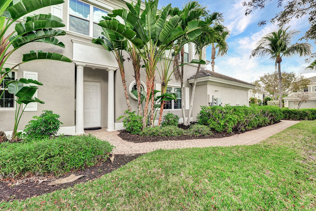 Condo in Naples, Florida, United States 5 - 17458553