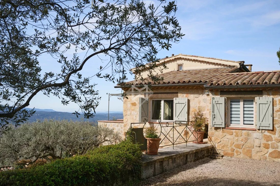 Estate in Montauroux, Provence-Alpes-Côte d'Azur, France 3 - 17220843