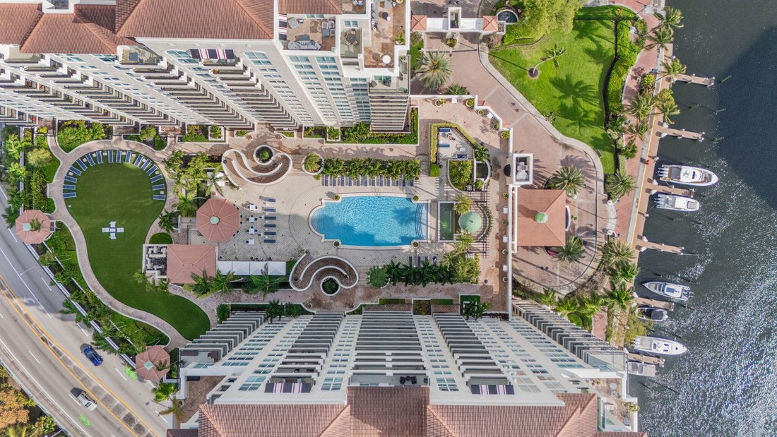 Condo in Fort Lauderdale, Florida, United States 2 - 17451056