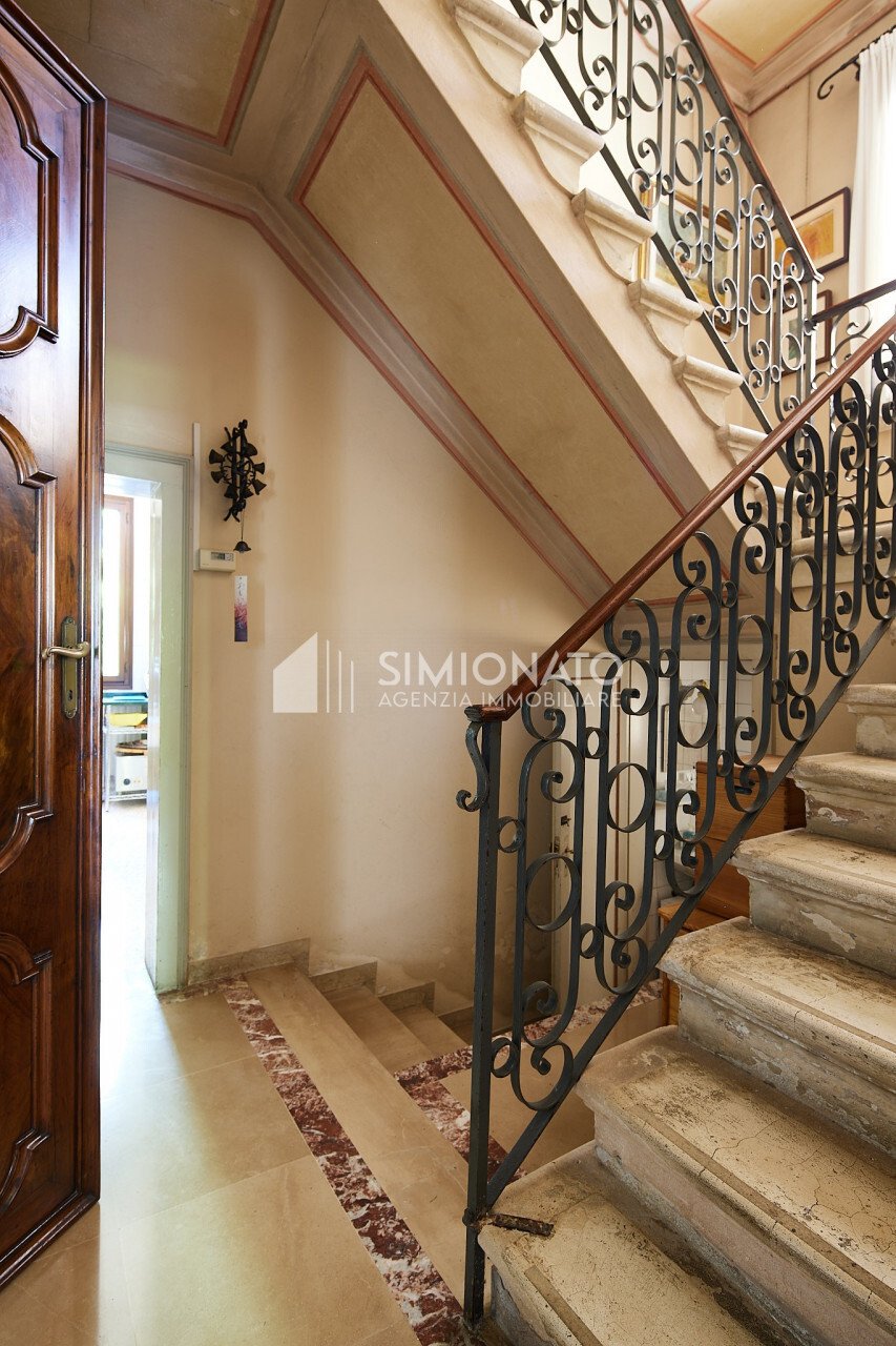 Villa in Mirano, Veneto, Italy 2 - 17298220