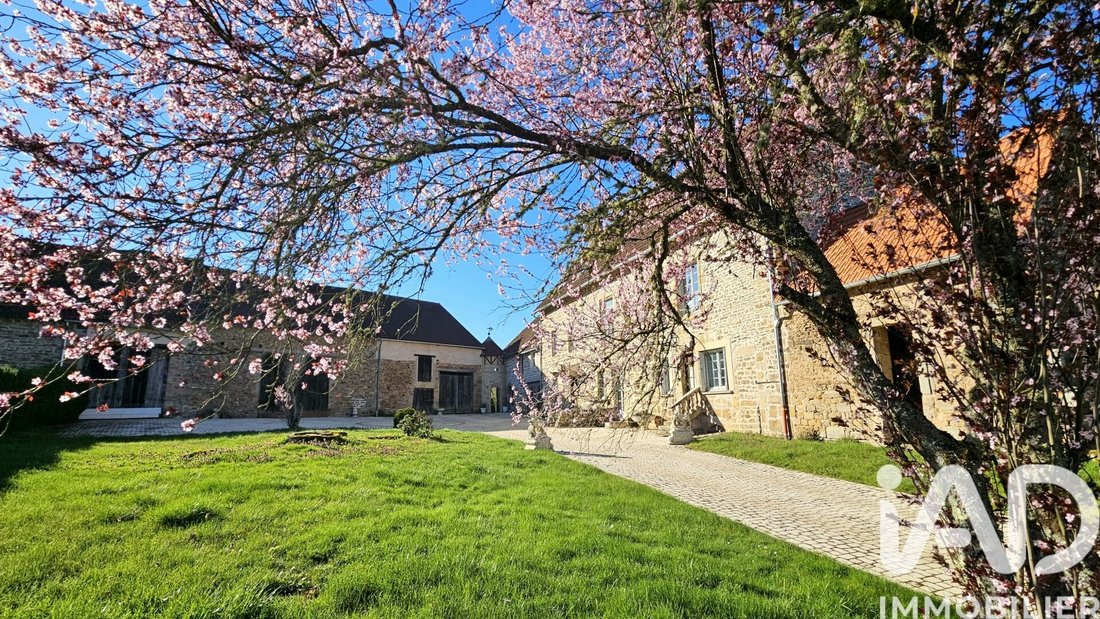 House in Vievy, Bourgogne – Franche-Comté, France 2 - 17445728