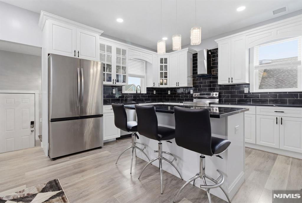 Apartment in Clifton, New Jersey, United States 3 - 17446554
