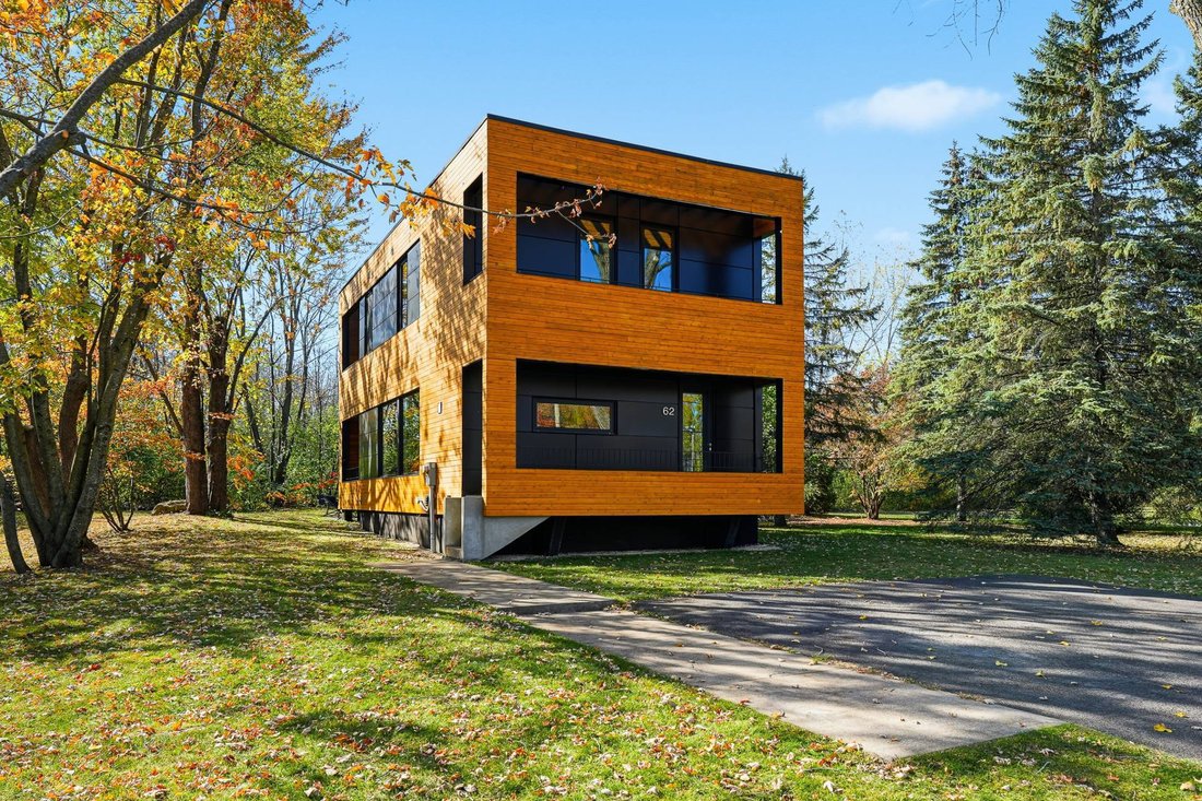 House in Boisbriand, Quebec, Canada 3 - 17454820