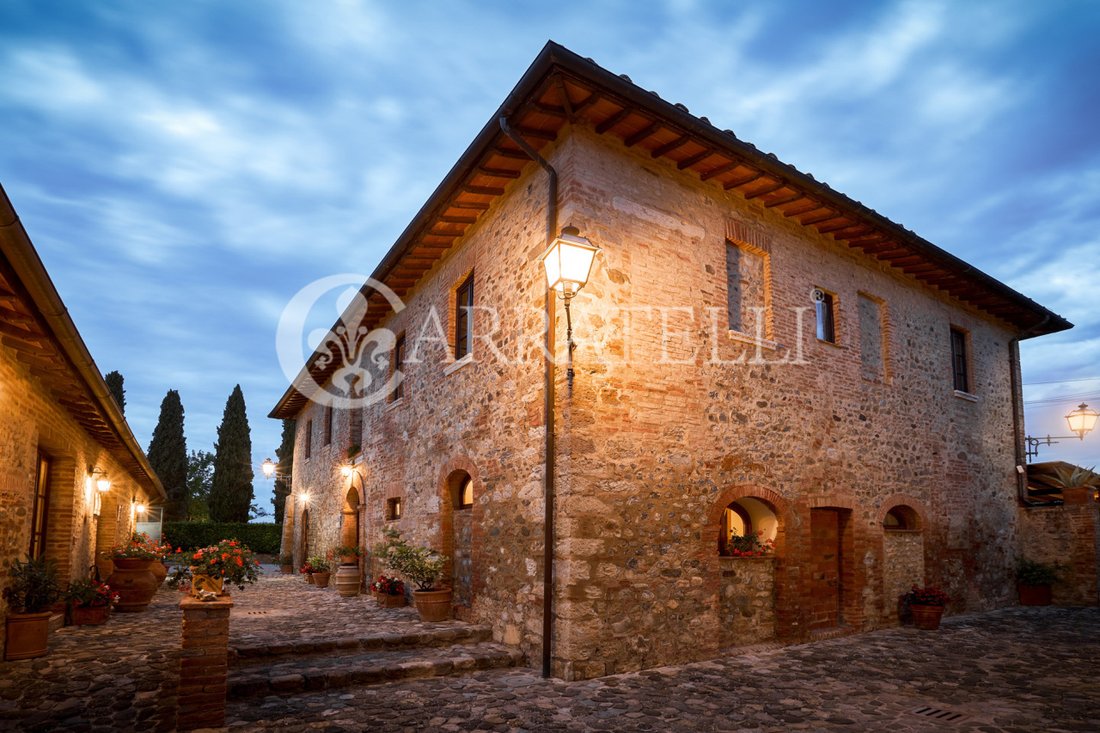 Country House in Castelnuovo Berardenga, Tuscany, Italy 1 - 17451152
