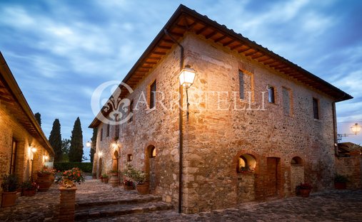 Country House in Castelnuovo Berardenga, Tuscany, Italy 1