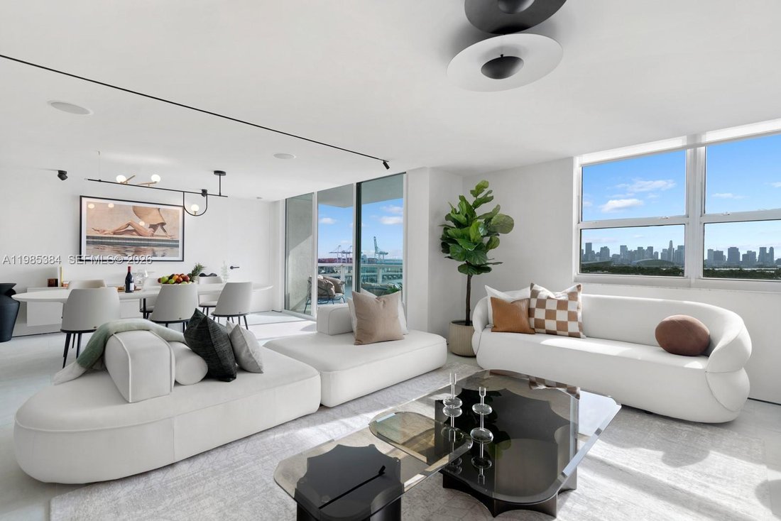 Condo in Miami Beach, Florida, United States 2 - 17451710