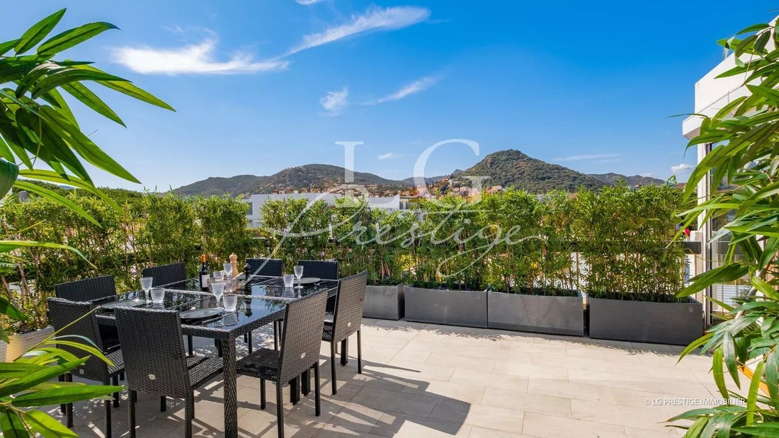 Apartment in Mandelieu-la-Napoule, Provence-Alpes-Côte d'Azur, France 3 - 17454870