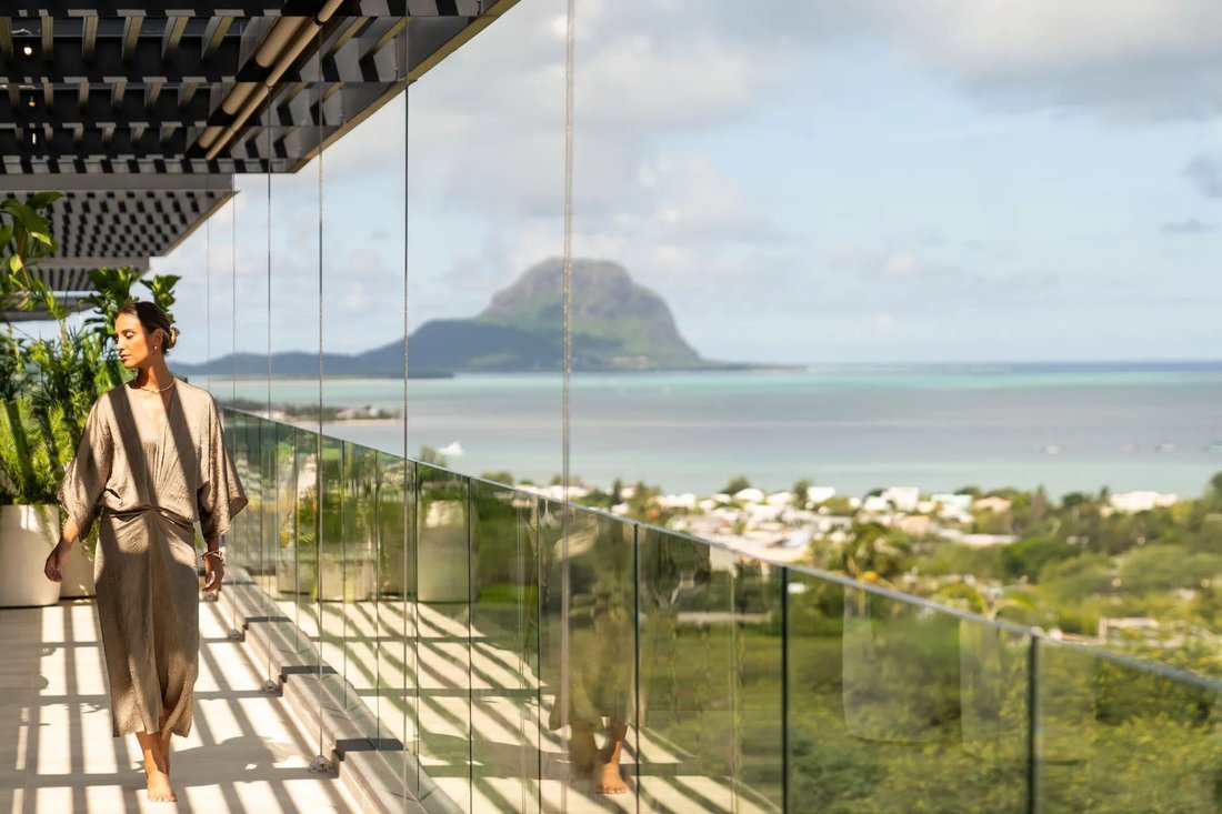 Penthouse in Rivière Noire, Rivière Noire District, Mauritius 2 - 17451949